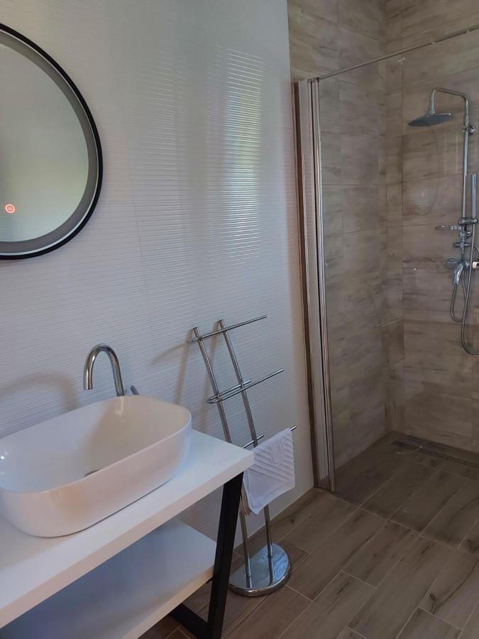 Apartment Rosie สโมลยานัซ ภายนอก รูปภาพ